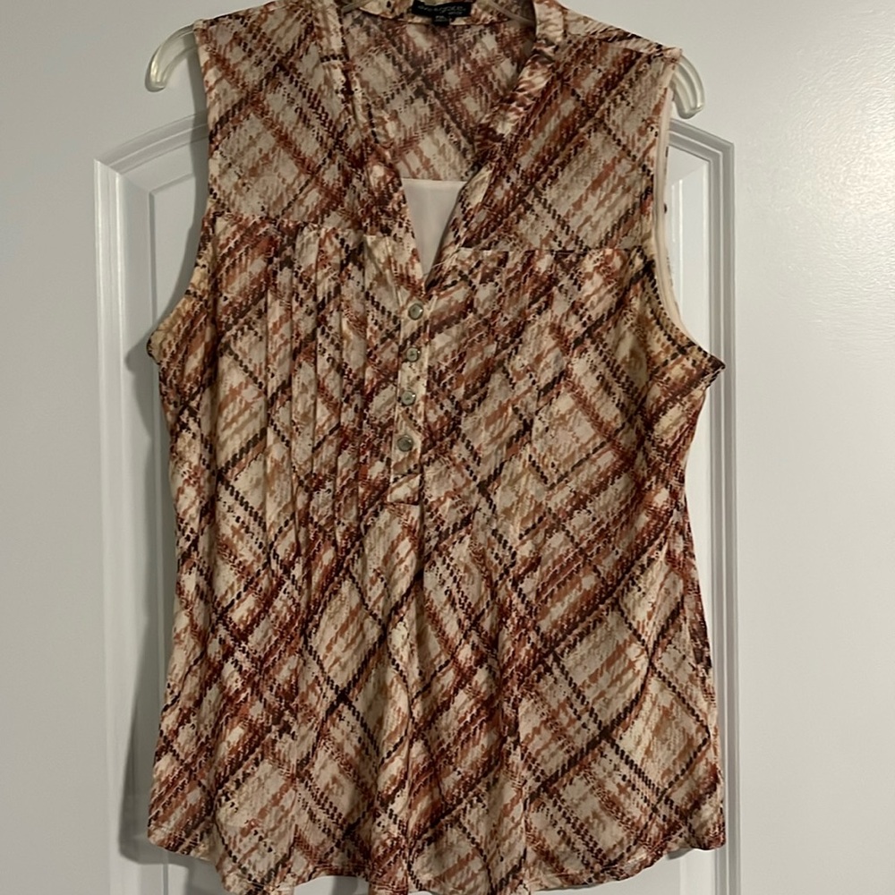 ava & grace, sleeveless blouse. Size petite XL.